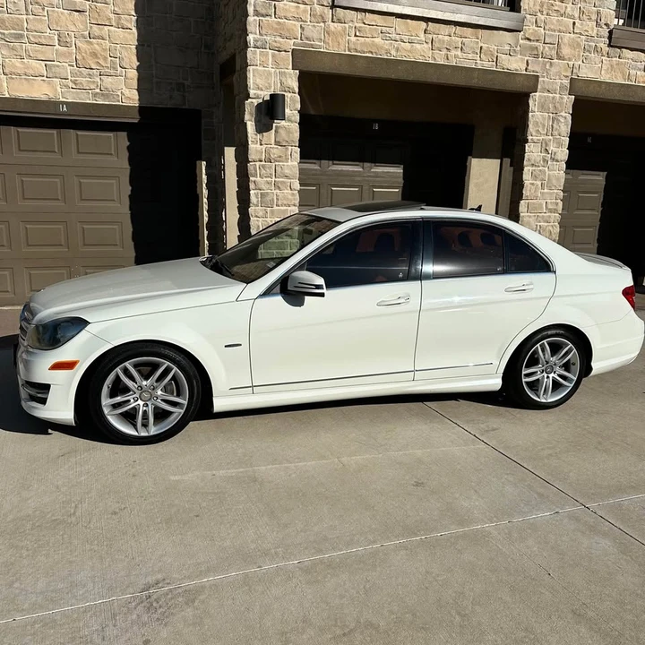 2012 Mercedes-Benz W204 C-Class - Image 2 of 10