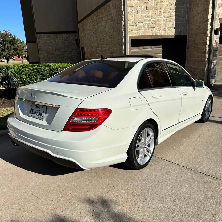 2012 Mercedes-Benz W204 C-Class - Image 3 of 10