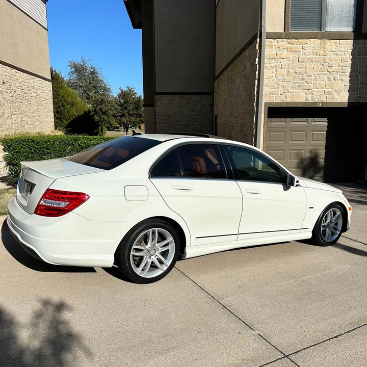 2012 Mercedes-Benz W204 C-Class - Image 4 of 10