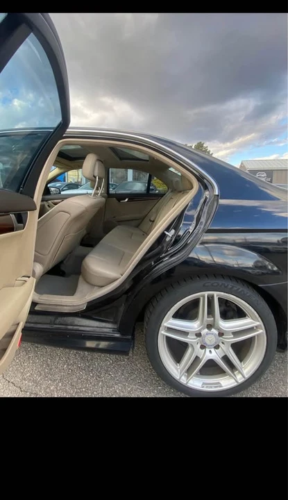 2012 Mercedes-Benz W204 C-Class - Image 8 of 12