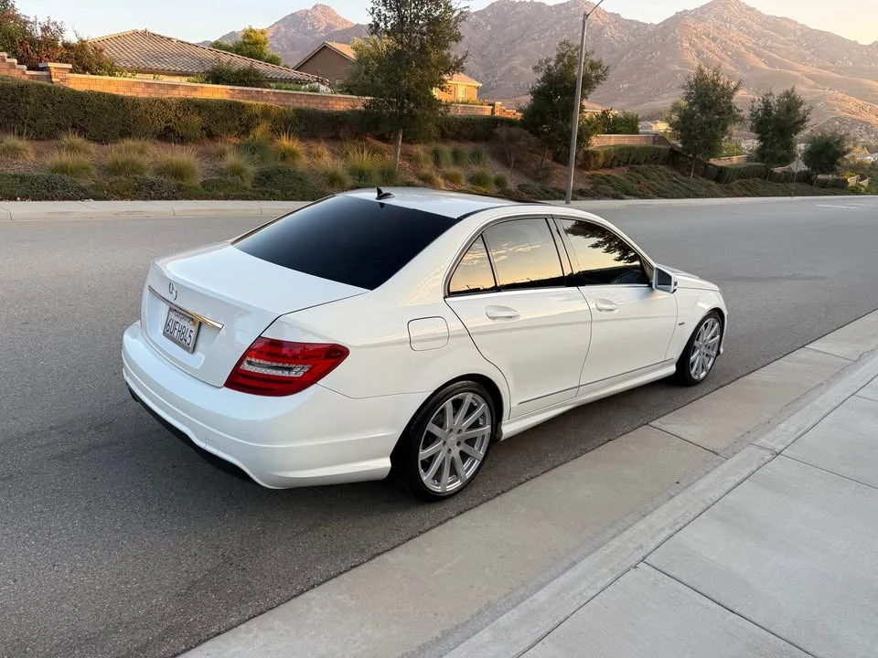 2012 Mercedes-Benz W204 C-Class - Image 3 of 15
