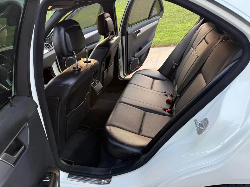 2012 Mercedes-Benz W204 C-Class - Image 13 of 15
