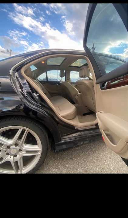 2012 Mercedes-Benz W204 C-Class - Image 9 of 12