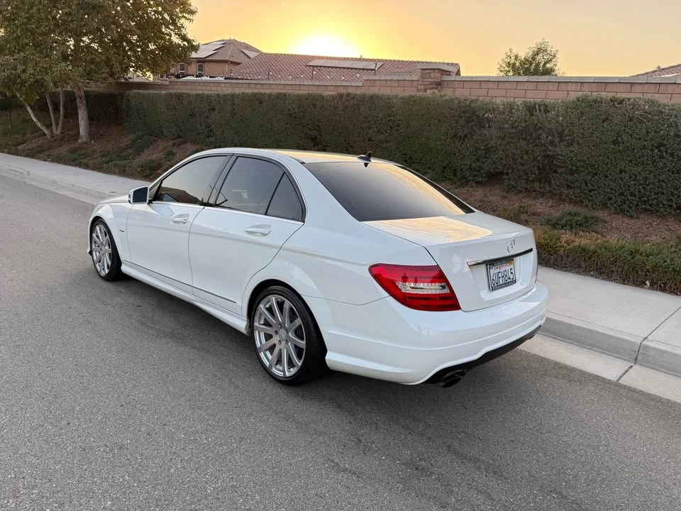 2012 Mercedes-Benz W204 C-Class - Image 6 of 15