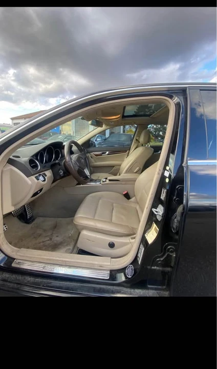 2012 Mercedes-Benz W204 C-Class - Image 5 of 12