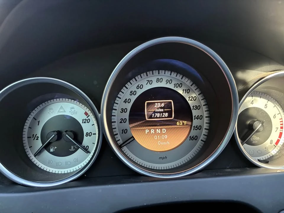2012 Mercedes-Benz W204 C-Class - Image 8 of 8