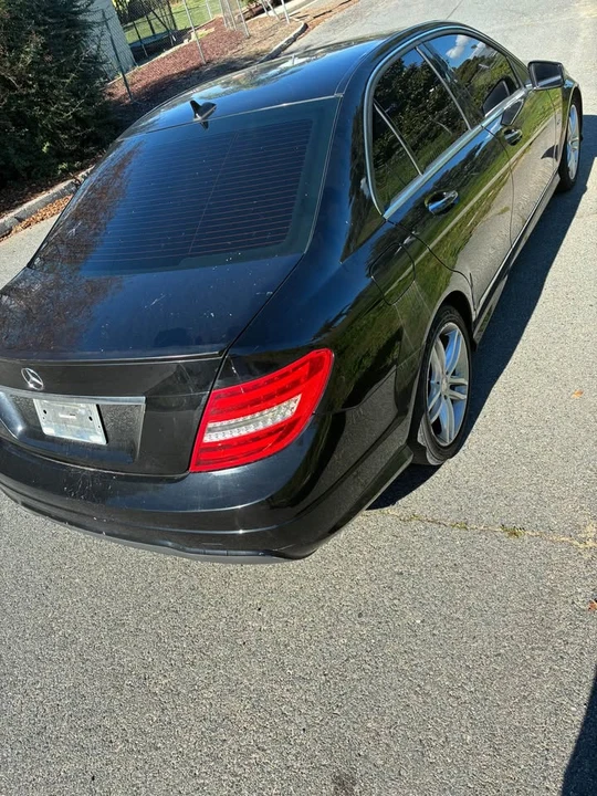 2012 Mercedes-Benz W204 C-Class - Image 4 of 8