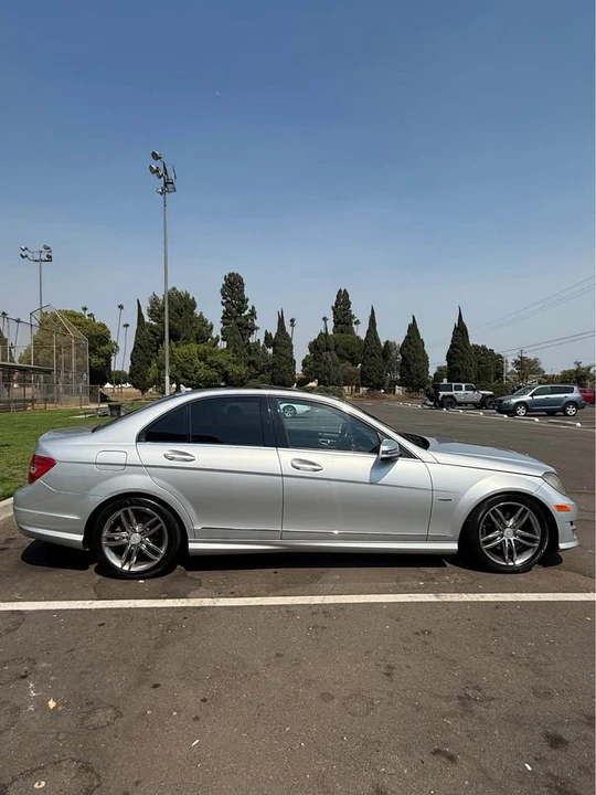 2012 Mercedes-Benz W204 C-Class - Image 4 of 10