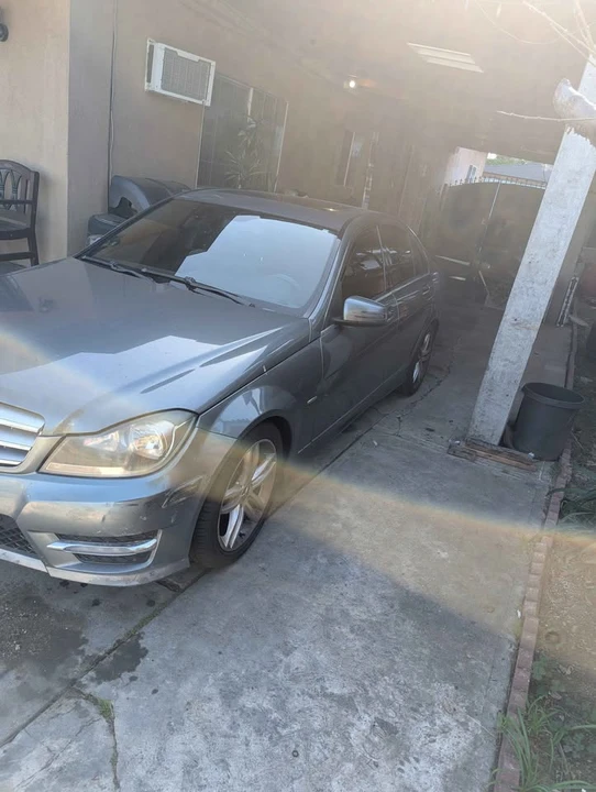 2012 Mercedes-Benz W204 C-Class - Image 2 of 7