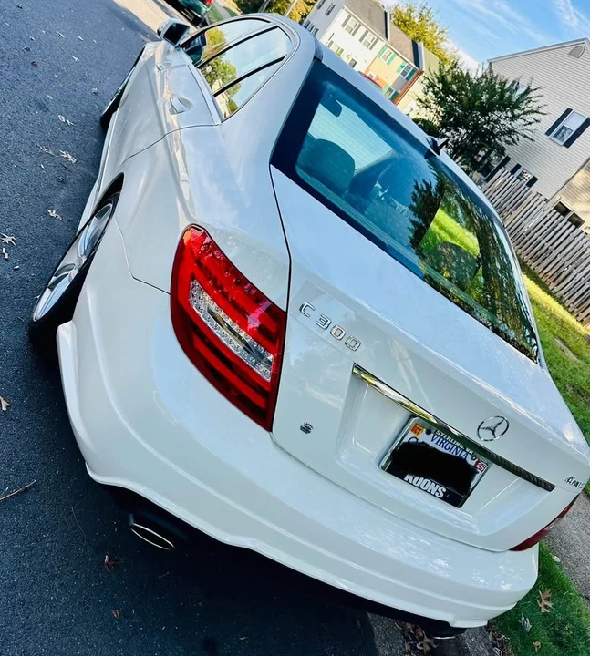 2012 Mercedes-Benz W204 C-Class - Image 3 of 11