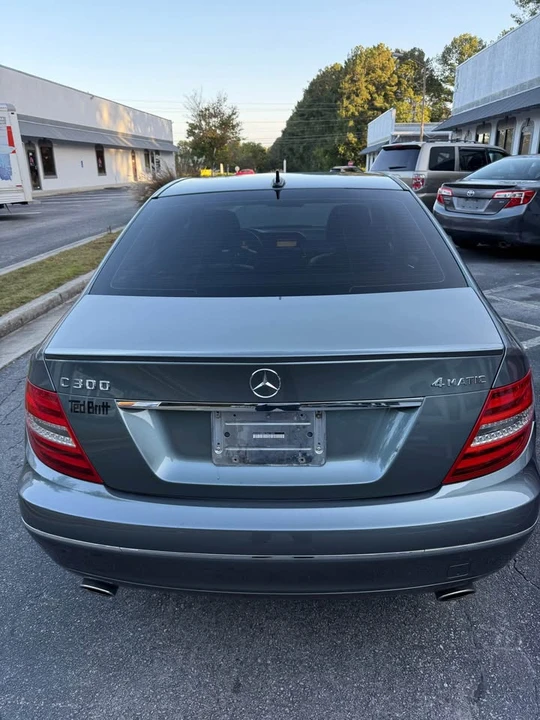 2012 Mercedes-Benz W204 C-Class - Image 11 of 17