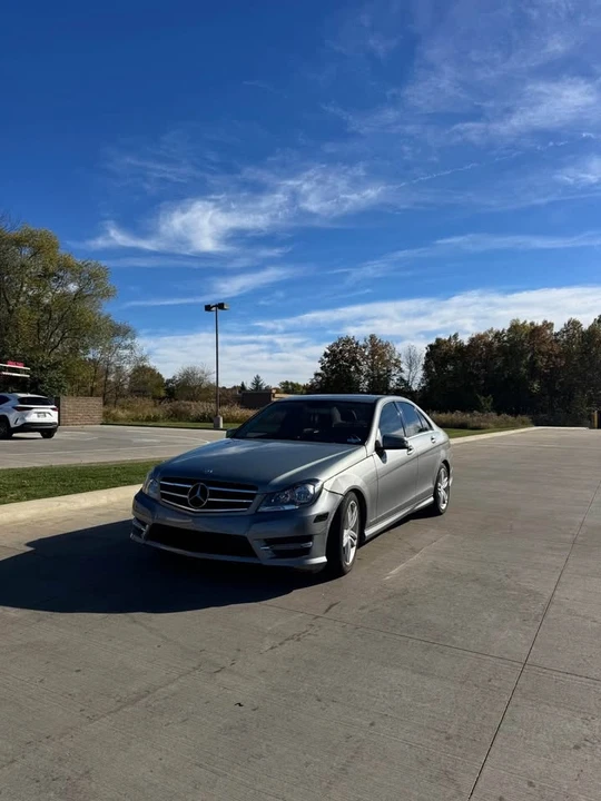2012 Mercedes-Benz W204 C-Class - Image 3 of 16