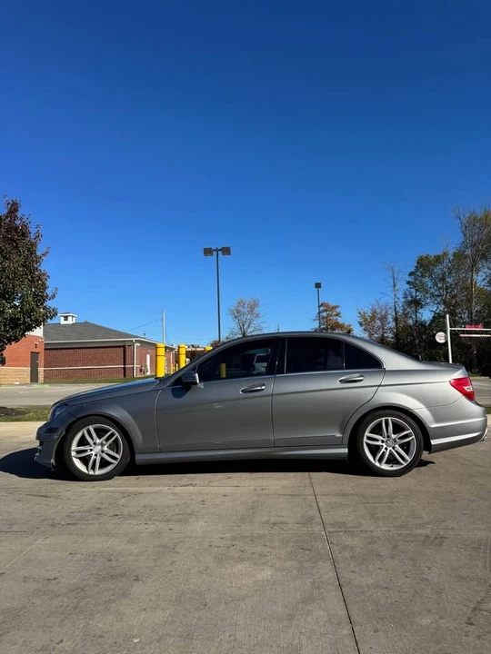 2012 Mercedes-Benz W204 C-Class - Image 4 of 16