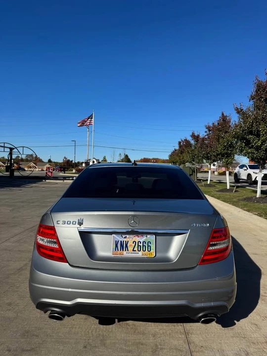 2012 Mercedes-Benz W204 C-Class - Image 8 of 16