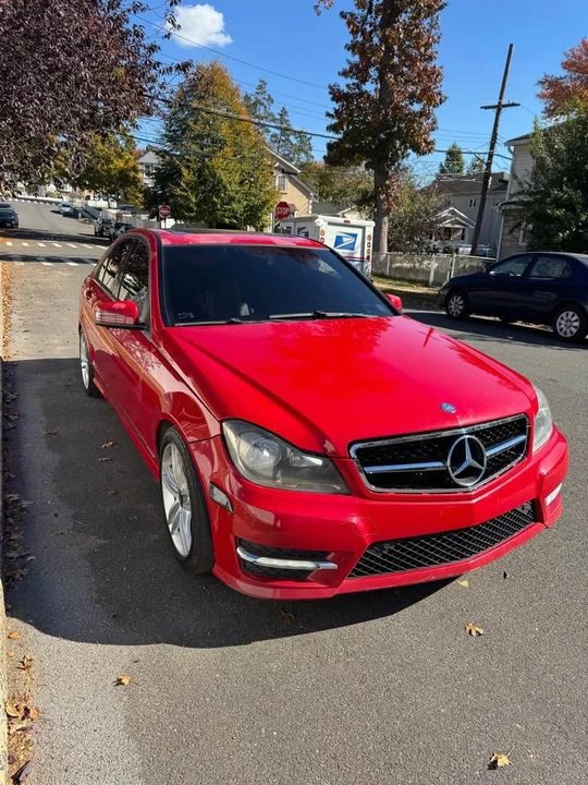 2012 Mercedes-Benz W204 C-Class - Image 9 of 16