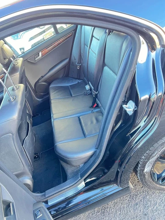 2012 Mercedes-Benz W204 C-Class - Image 8 of 18