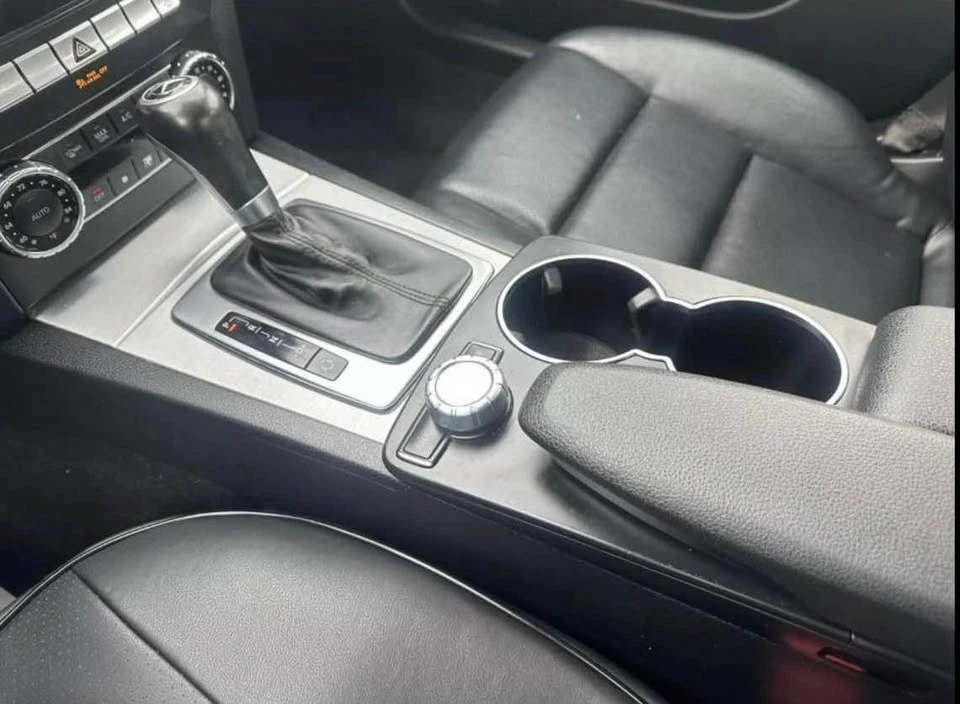 2012 Mercedes-Benz W204 C-Class - Image 8 of 11