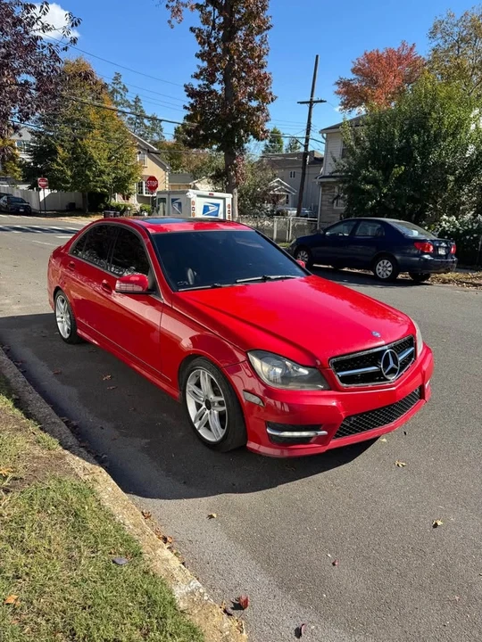 2012 Mercedes-Benz W204 C-Class - Image 8 of 16
