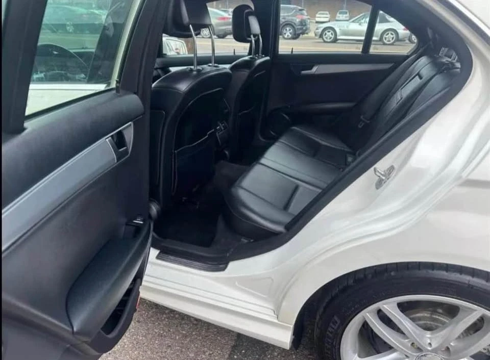 2012 Mercedes-Benz W204 C-Class - Image 9 of 11