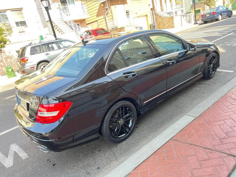 2012 Mercedes-Benz W204 C-Class - Image 2 of 15