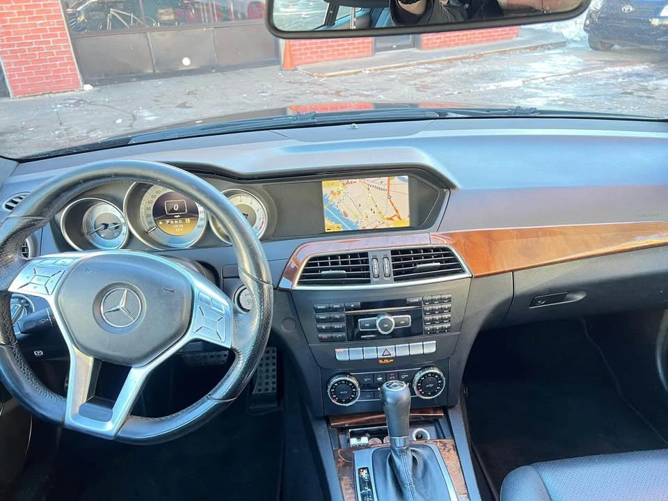 2012 Mercedes-Benz W204 C-Class - Image 13 of 15