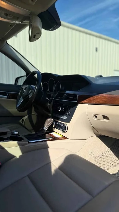 2012 Mercedes-Benz W204 C-Class - Image 16 of 20