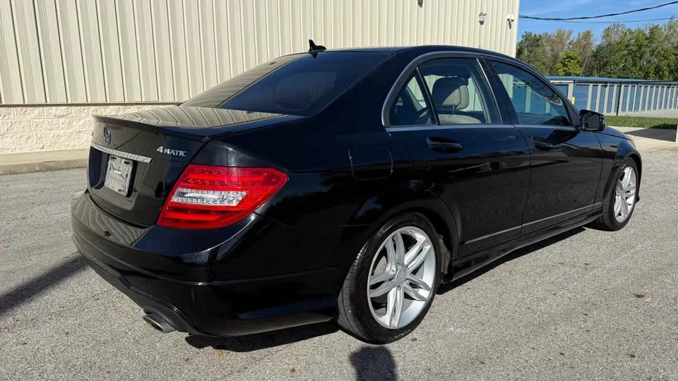 2012 Mercedes-Benz W204 C-Class - Image 5 of 20