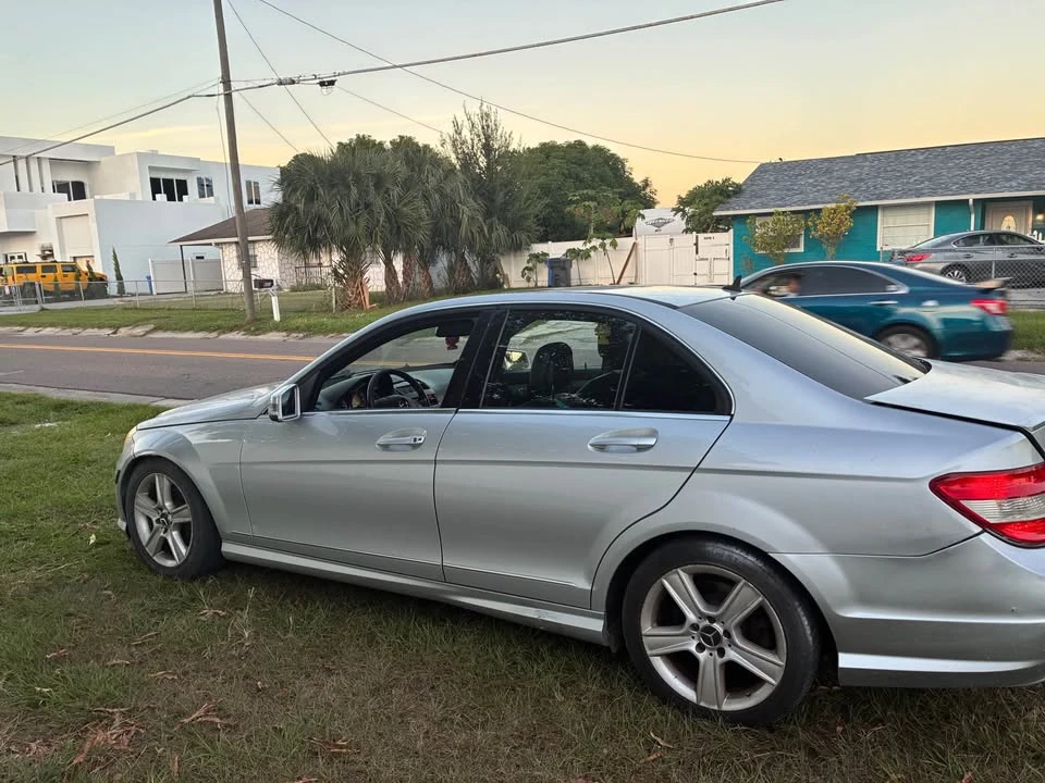 2012 Mercedes-Benz W204 C-Class - Image 5 of 11