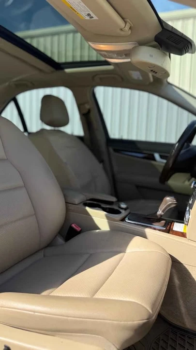 2012 Mercedes-Benz W204 C-Class - Image 17 of 20