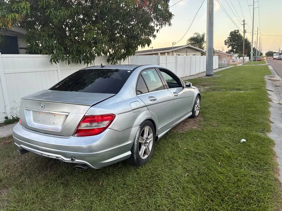 2012 Mercedes-Benz W204 C-Class - Image 4 of 11