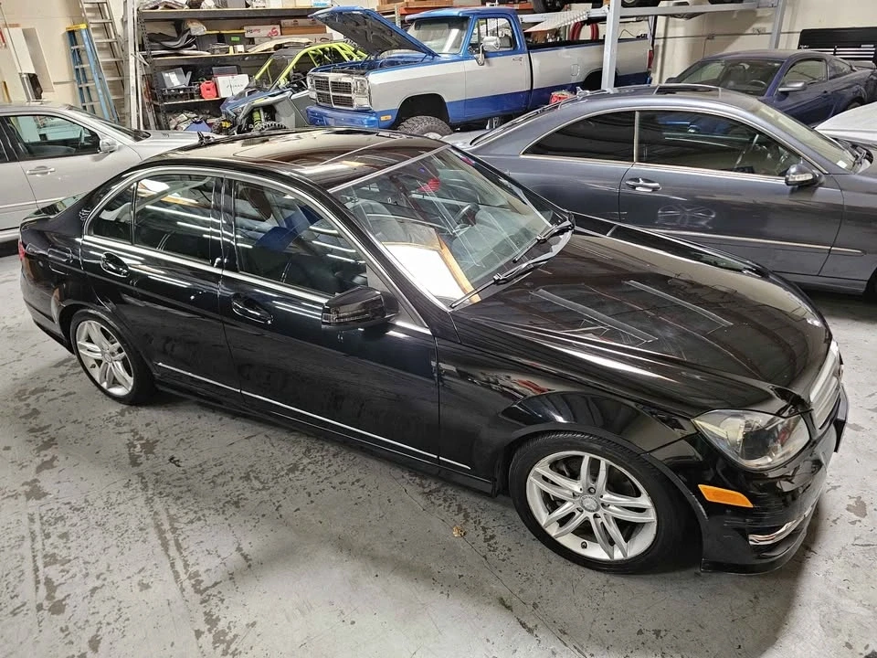 2012 Mercedes-Benz W204 C-Class - Image 9 of 11