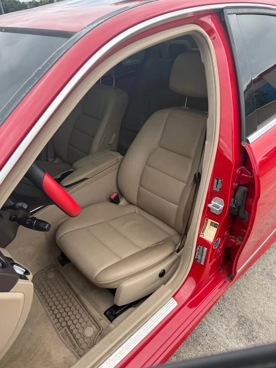 2012 Mercedes-Benz W204 C-Class - Image 11 of 16