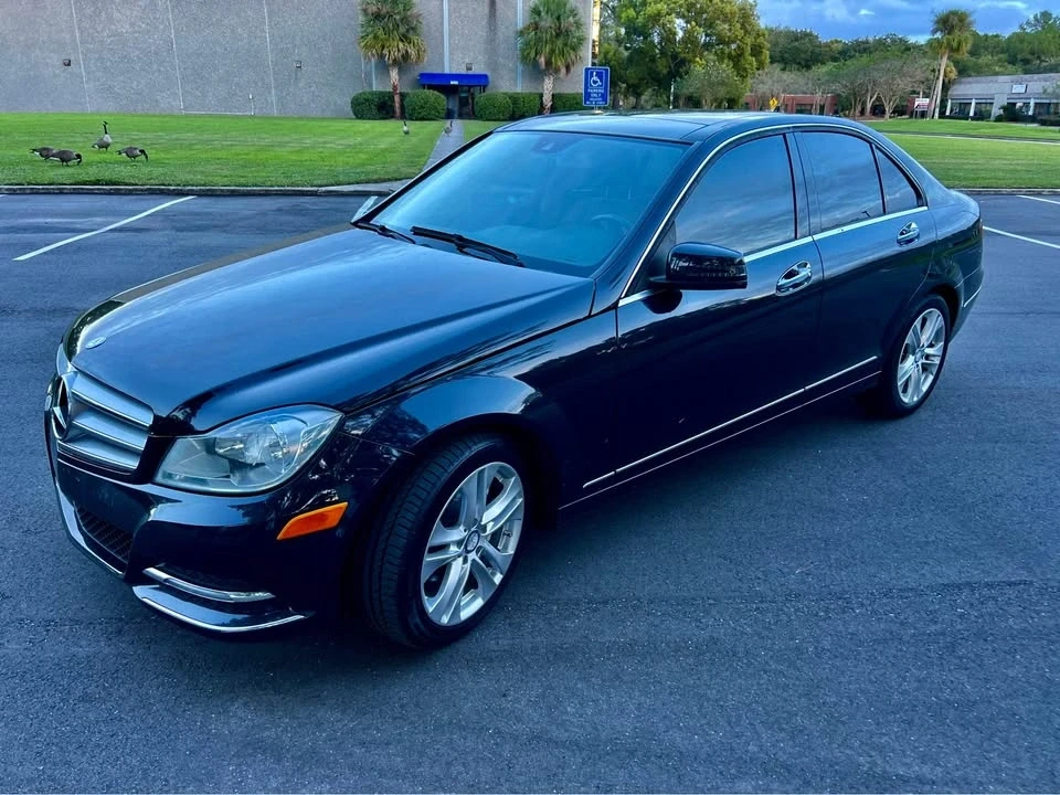 2012 Mercedes-Benz W204 C-Class - Image 2 of 18