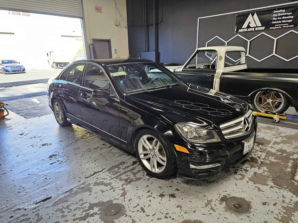 2012 Mercedes-Benz W204 C-Class - Image 6 of 11