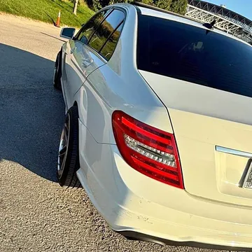 2012 Mercedes-Benz C 300 4MATIC Sedan