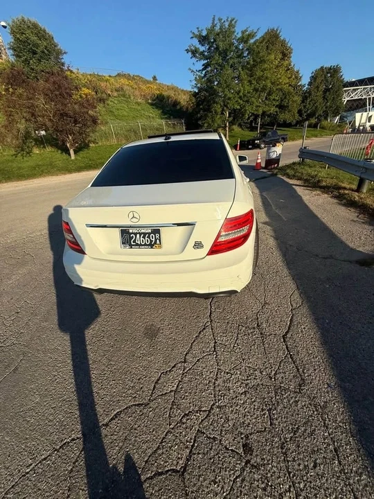 2012 Mercedes-Benz W204 C-Class - Image 8 of 10