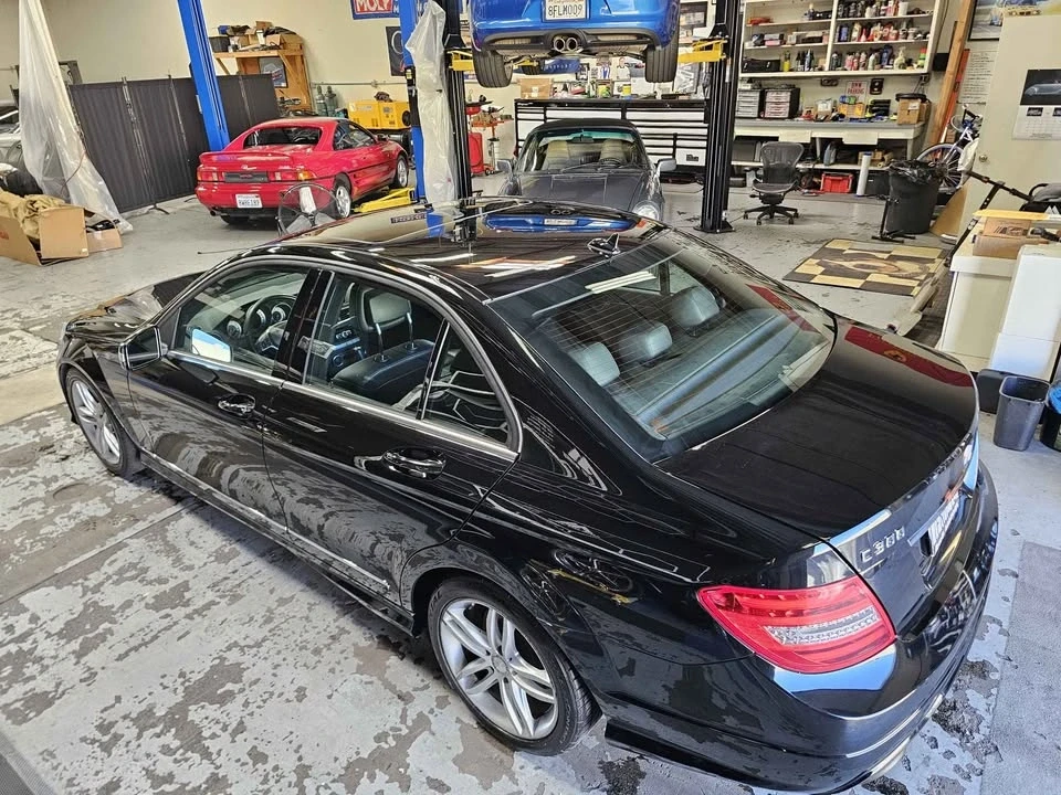 2012 Mercedes-Benz W204 C-Class - Image 2 of 11