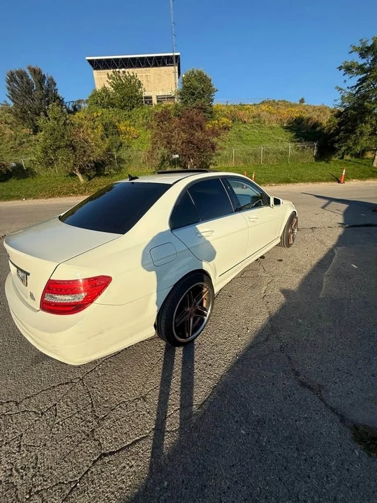 2012 Mercedes-Benz W204 C-Class - Image 9 of 10