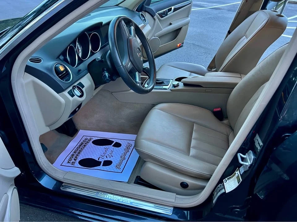 2012 Mercedes-Benz W204 C-Class - Image 16 of 17