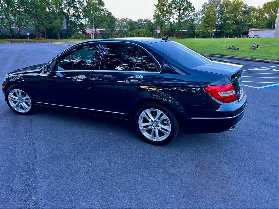 2012 Mercedes-Benz W204 C-Class - Image 4 of 17
