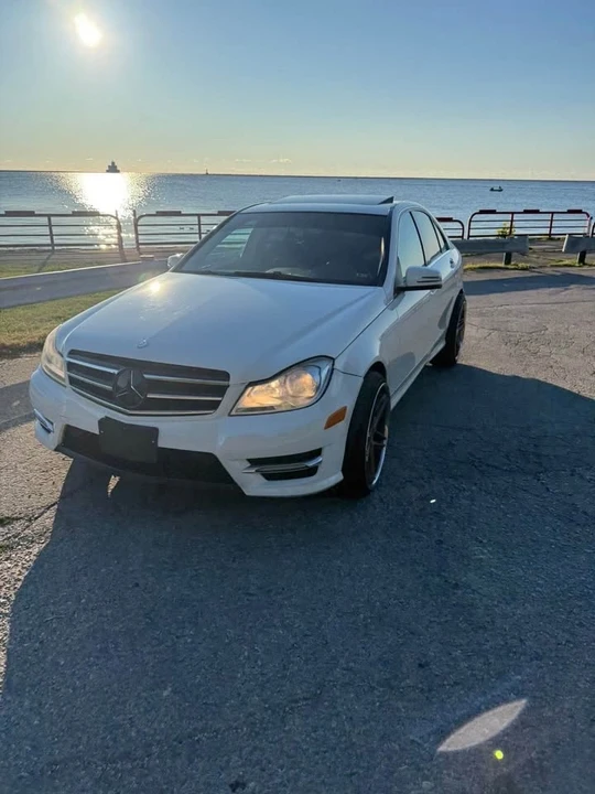 2012 Mercedes-Benz W204 C-Class - Image 6 of 10
