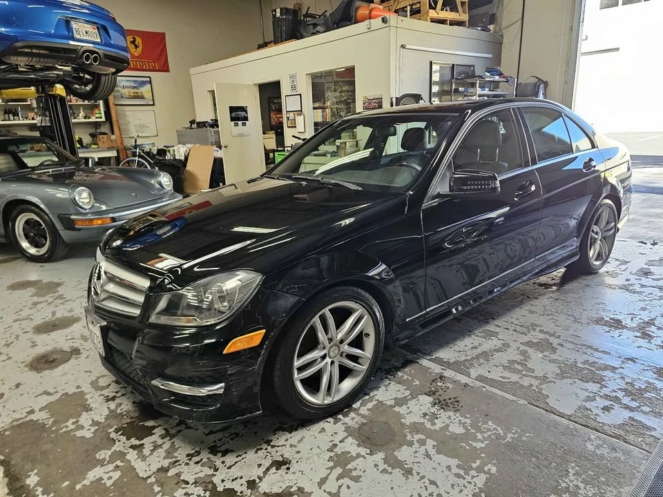 2012 Mercedes-Benz W204 C-Class - Image 7 of 11