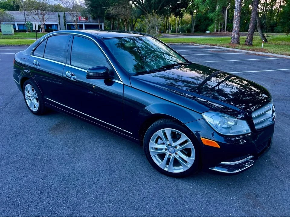 2012 Mercedes-Benz W204 C-Class - Image 3 of 18