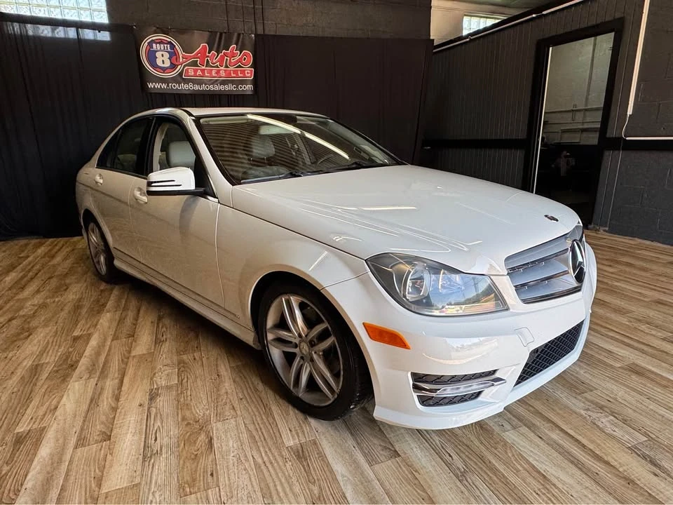 2012 Mercedes-Benz W204 C-Class - Image 4 of 11