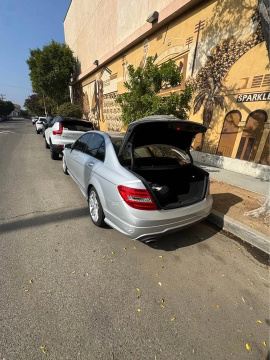 2012 Mercedes-Benz W204 C-Class - Image 5 of 6