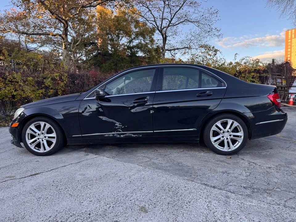 2012 Mercedes-Benz W204 C-Class - Image 3 of 7