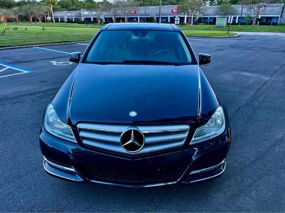 2012 Mercedes-Benz W204 C-Class - Image 3 of 18