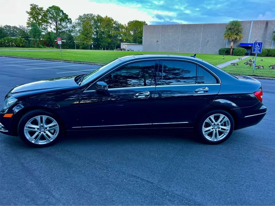 2012 Mercedes-Benz W204 C-Class - Image 7 of 18