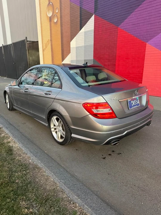 2012 Mercedes-Benz W204 C-Class - Image 8 of 19
