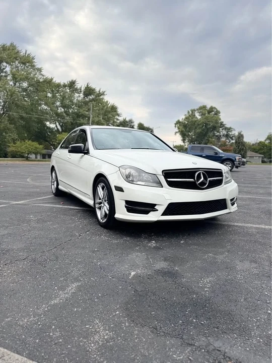 2012 Mercedes-Benz W204 C-Class - Image 4 of 20